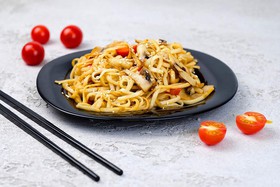 Удон с овощами - Фото