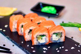 Филадельфия с луком и лимоном - Фото