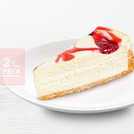 Пирожное Чизкейк клубничный Фото