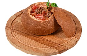 Венгерский суп-гуляш (в хлебе) - Фото