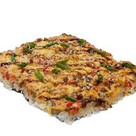 Японская пицца с креветкой Фото