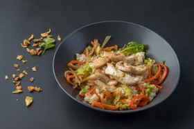 Рис с цыпленком и овощами - Фото