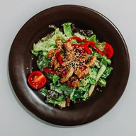 Салат с индейкой и овощами Фото