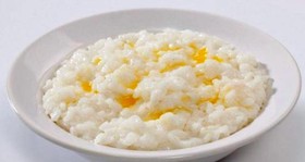 Каша рисовая со сливочным маслом,сахаром - Фото
