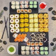 В большом городе Фото