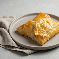 Хачапури с сыром сулугуни Фото