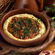 Чашушули с картофельным пюре Фото