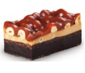 Брауни с карамелью и фундуком - Фото