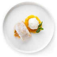 Штрудель с яблоком и кокосом Фото
