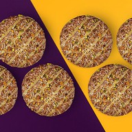 Набор дубайских пончиков. Читмил М Фото