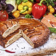 Пирог с кетой и рисом Фото