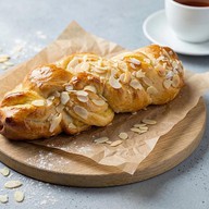 Сдоба с заварным кремом Фото